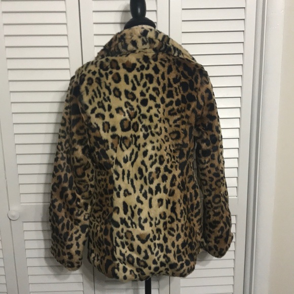 Fuda Faux Fur Leopard Coat - Picture 4 of 7